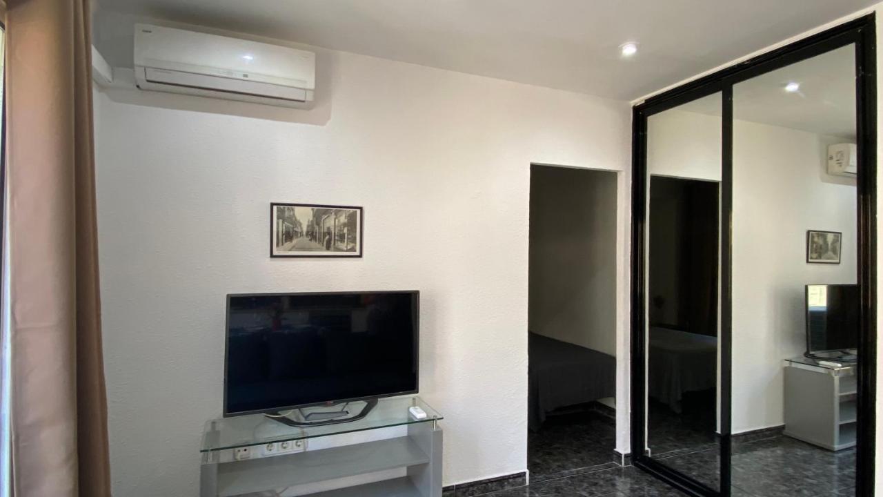 Apartamentos Playa Badalona Eksteriør billede