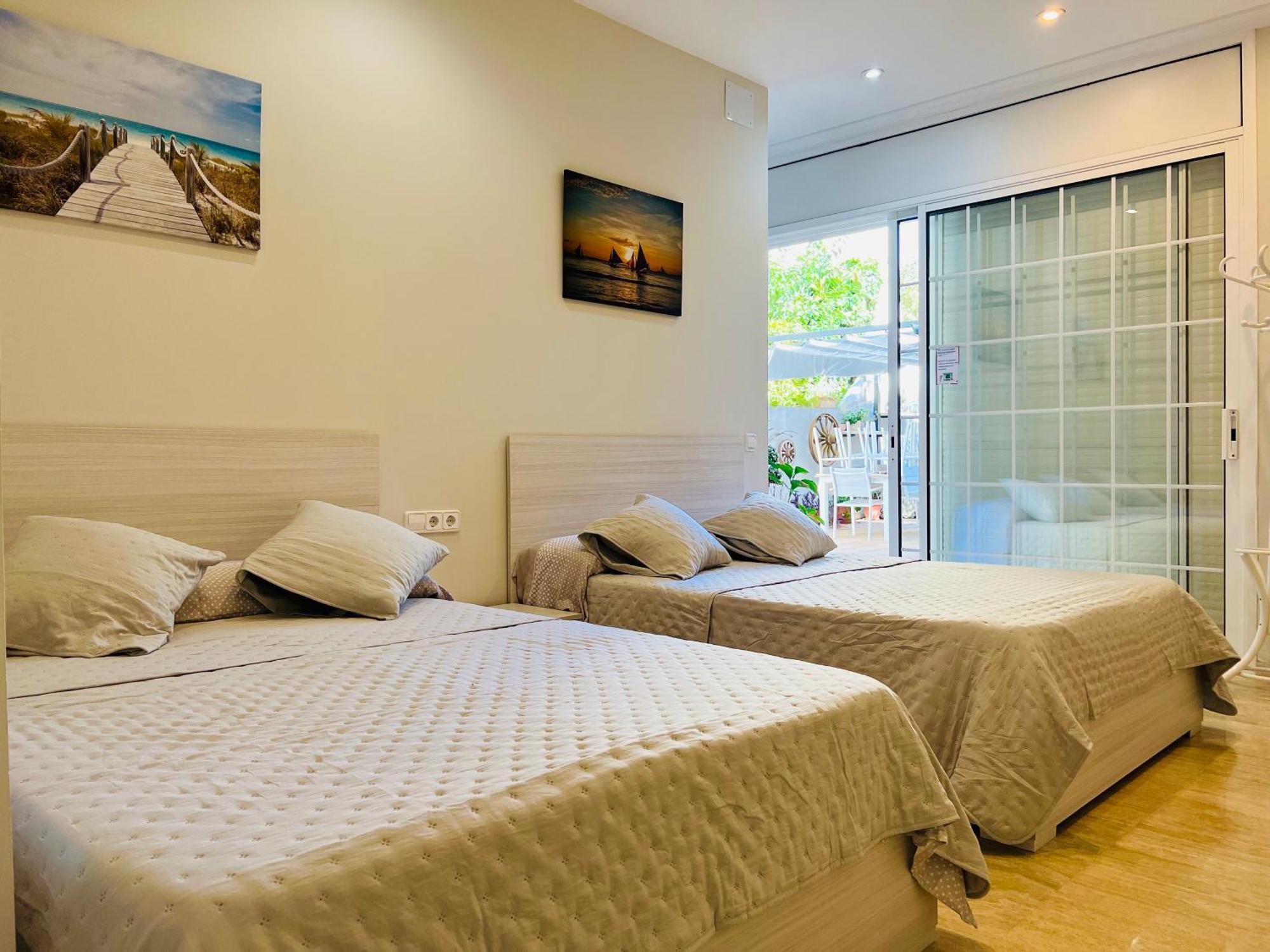 Apartamentos Playa Badalona Eksteriør billede