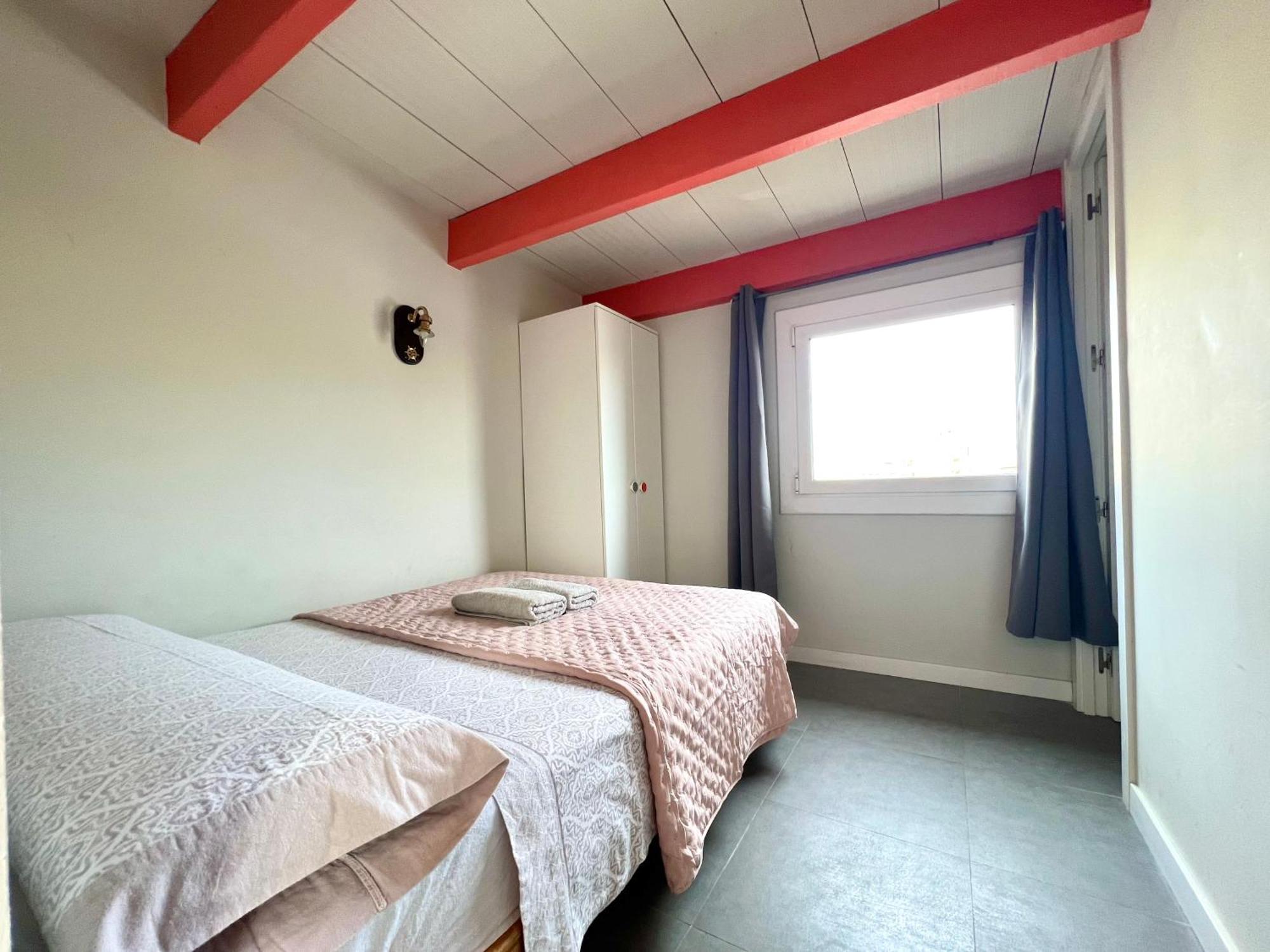 Apartamentos Playa Badalona Eksteriør billede