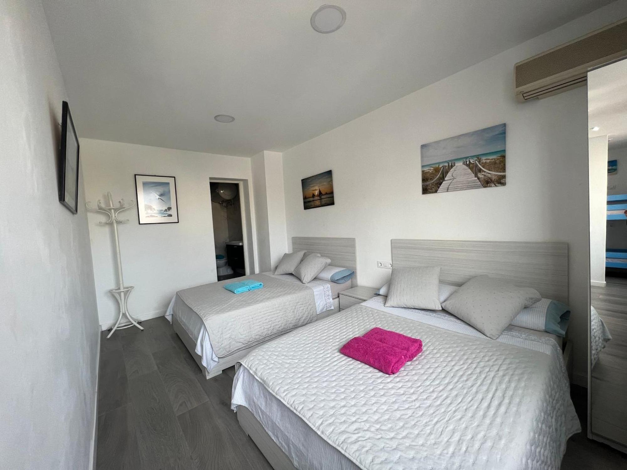 Apartamentos Playa Badalona Eksteriør billede